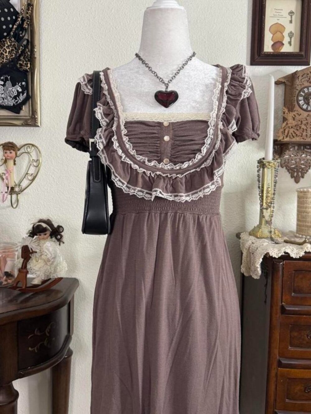 Romantic dainty coquette girly grunge taupe brown ruffled lace puff sleeve babyd
